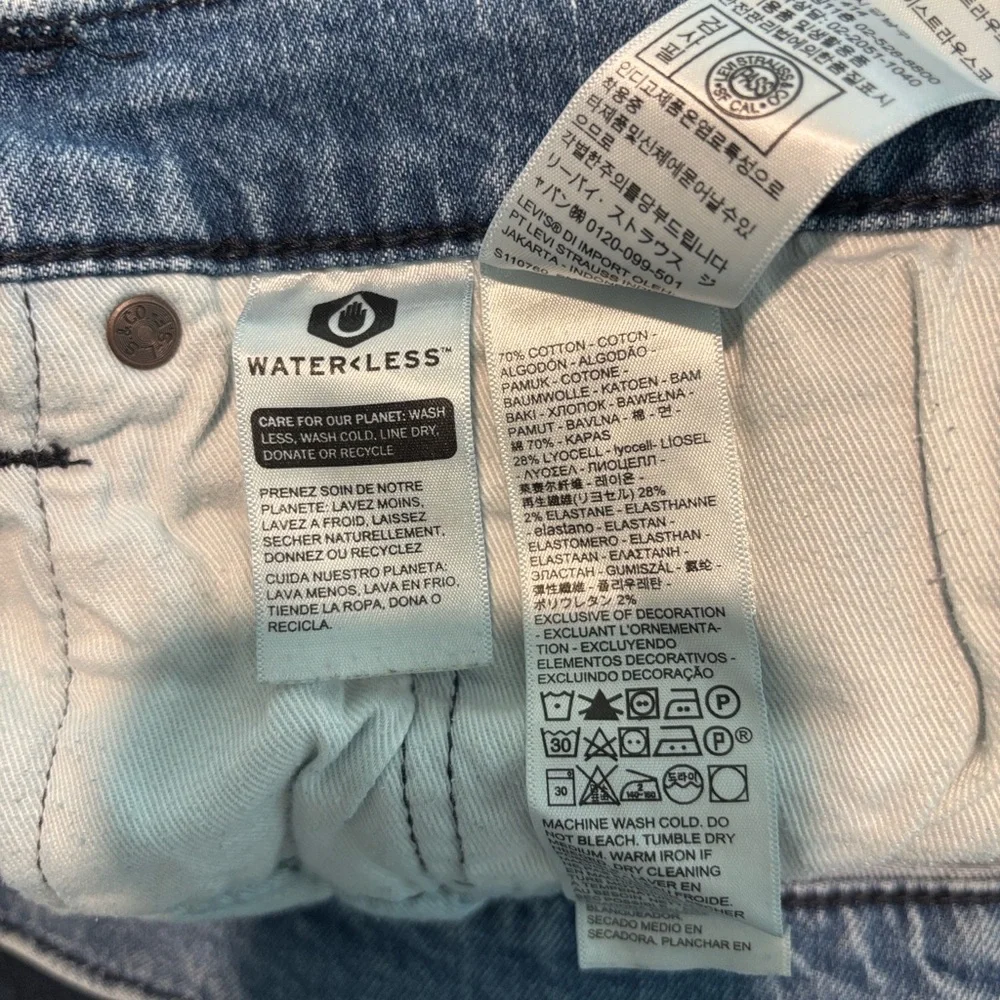LEVIS Men’s Size 36/32L Classic Blue Denim Jeans